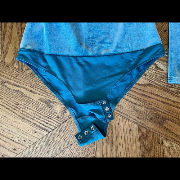 H&M teal velour onesie / leotard XS - Picture 6 of 7